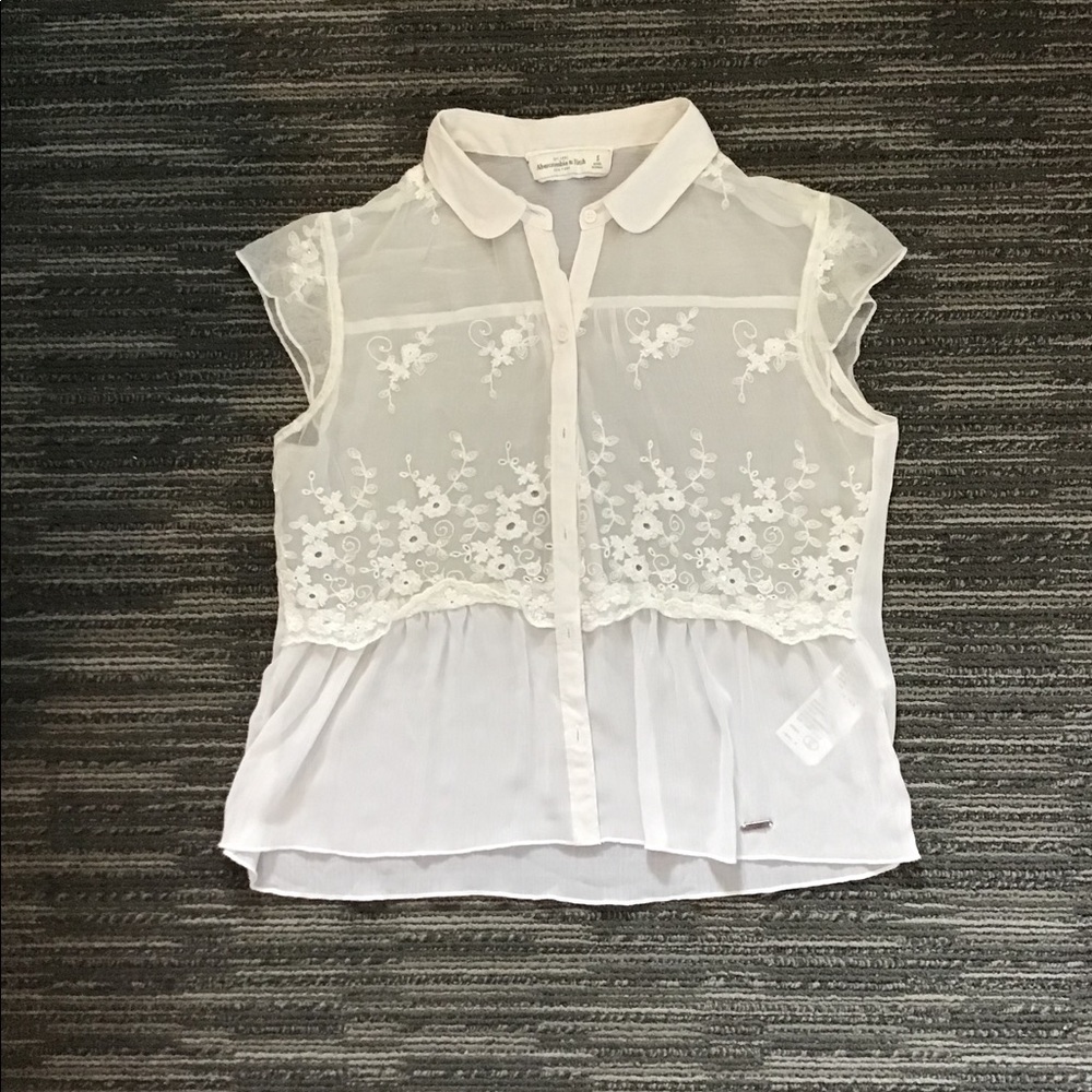 A&F lace top S